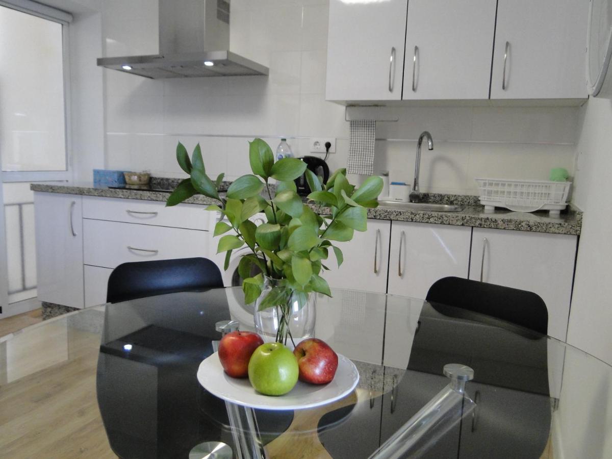 Apartamento Con Vistas A La Catedral A 15 Minutos Del Centro Málaga Buitenkant foto